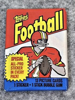 Topps 1983 Football Sealed Trading Card Pack